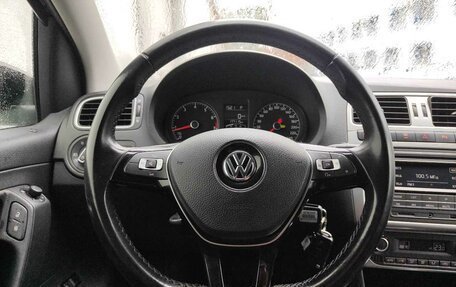 Volkswagen Polo VI (EU Market), 2015 год, 915 000 рублей, 16 фотография