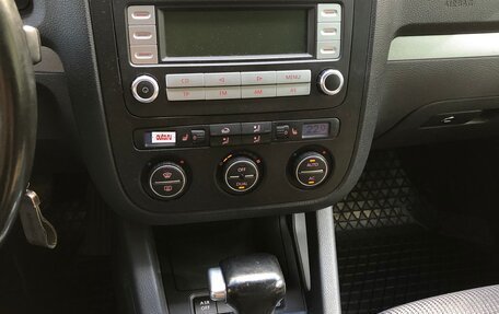 Volkswagen Jetta VI, 2007 год, 600 000 рублей, 13 фотография