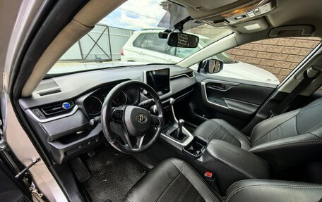 Toyota RAV4, 2020 год, 3 100 000 рублей, 8 фотография
