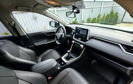 Toyota RAV4, 2020 год, 3 100 000 рублей, 11 фотография