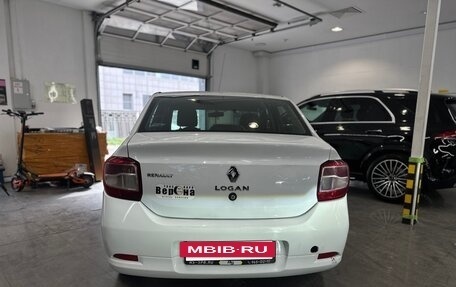 Renault Logan II, 2017 год, 465 000 рублей, 3 фотография