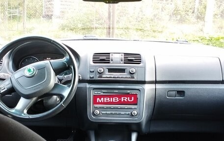 Skoda Fabia II, 2011 год, 780 000 рублей, 4 фотография