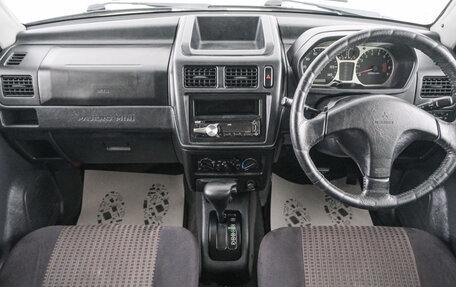 Mitsubishi Pajero Mini II, 2004 год, 499 000 рублей, 11 фотография