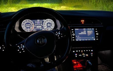Volkswagen Tiguan II, 2018 год, 2 250 000 рублей, 8 фотография