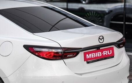 Mazda 6, 2018 год, 1 980 000 рублей, 13 фотография