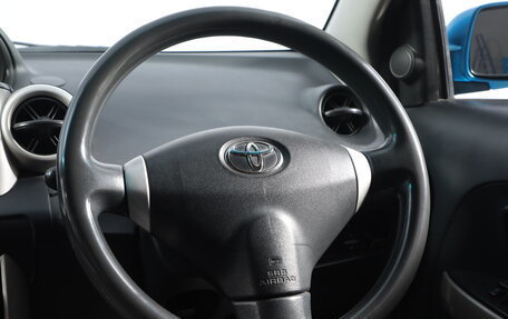 Toyota Ist II, 2002 год, 599 000 рублей, 12 фотография