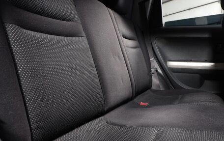 Toyota Ist II, 2002 год, 599 000 рублей, 16 фотография