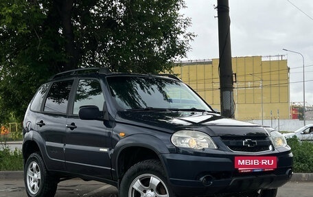 Chevrolet Niva I рестайлинг, 2011 год, 420 000 рублей, 3 фотография