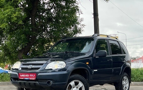 Chevrolet Niva I рестайлинг, 2011 год, 420 000 рублей, 1 фотография