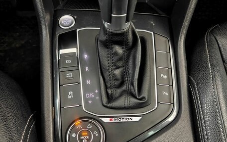 Volkswagen Tiguan II, 2017 год, 2 299 000 рублей, 16 фотография