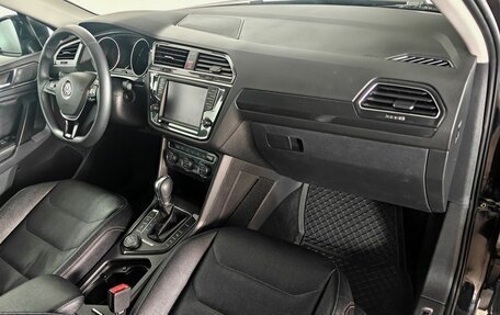 Volkswagen Tiguan II, 2017 год, 2 299 000 рублей, 11 фотография