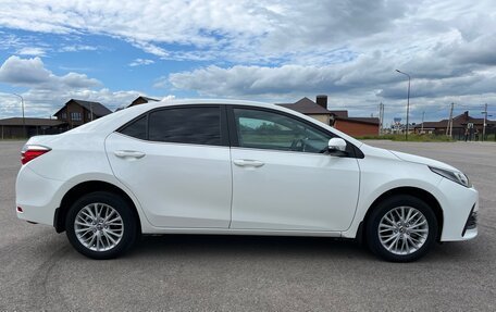 Toyota Corolla, 2017 год, 1 920 000 рублей, 4 фотография