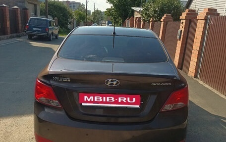 Hyundai Solaris II рестайлинг, 2015 год, 950 000 рублей, 3 фотография