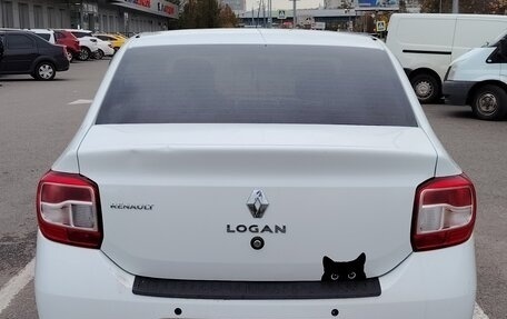 Renault Logan II, 2018 год, 330 000 рублей, 6 фотография