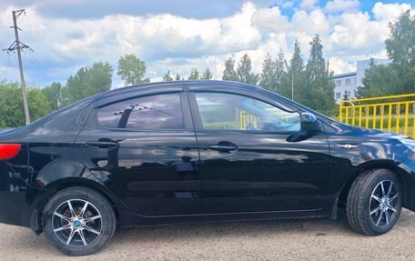 KIA Rio III рестайлинг, 2014 год, 895 000 рублей, 10 фотография