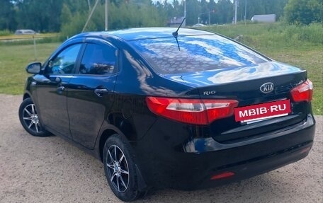 KIA Rio III рестайлинг, 2014 год, 895 000 рублей, 18 фотография