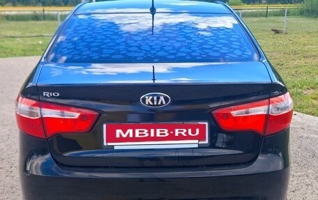KIA Rio III рестайлинг, 2014 год, 895 000 рублей, 17 фотография