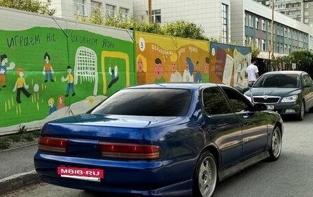 Toyota Cresta, 1993 год, 350 000 рублей, 3 фотография