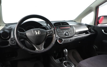 Honda Jazz II рестайлинг, 2011 год, 899 000 рублей, 8 фотография
