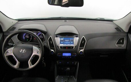 Hyundai ix35 I рестайлинг, 2012 год, 1 300 000 рублей, 17 фотография
