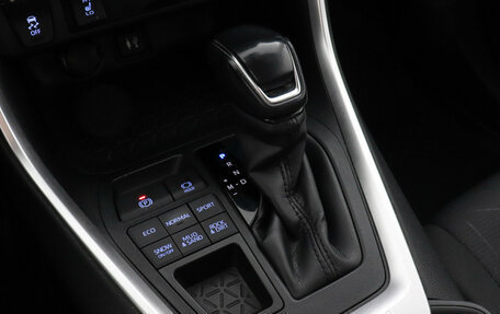 Toyota RAV4, 2020 год, 3 057 000 рублей, 14 фотография