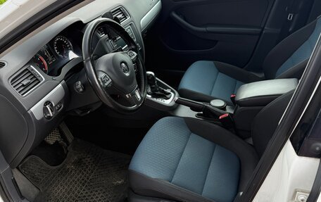 Volkswagen Jetta VI, 2013 год, 1 100 000 рублей, 8 фотография