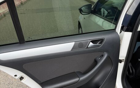 Volkswagen Jetta VI, 2013 год, 1 100 000 рублей, 12 фотография