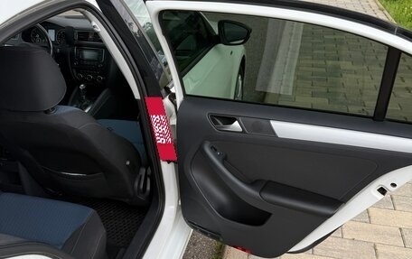 Volkswagen Jetta VI, 2013 год, 1 100 000 рублей, 13 фотография