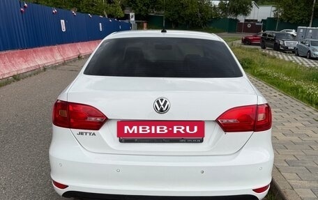 Volkswagen Jetta VI, 2013 год, 1 100 000 рублей, 5 фотография