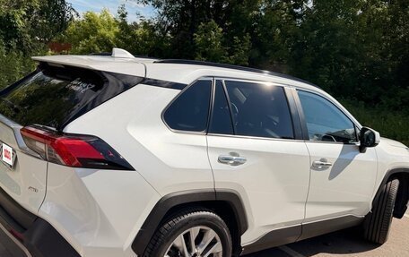 Toyota RAV4, 2019 год, 4 000 000 рублей, 8 фотография