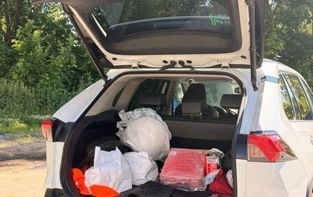 Toyota RAV4, 2019 год, 4 000 000 рублей, 27 фотография