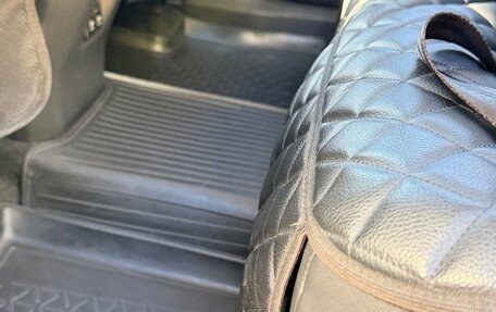 Toyota RAV4, 2019 год, 4 000 000 рублей, 24 фотография