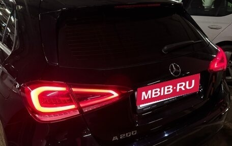 Mercedes-Benz A-Класс, 2018 год, 2 100 000 рублей, 11 фотография