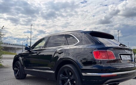 Bentley Bentayga I, 2016 год, 6 990 000 рублей, 5 фотография