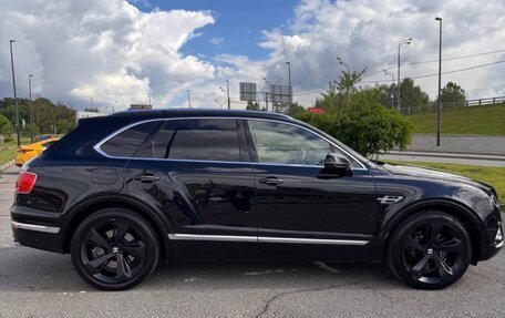 Bentley Bentayga I, 2016 год, 6 990 000 рублей, 6 фотография