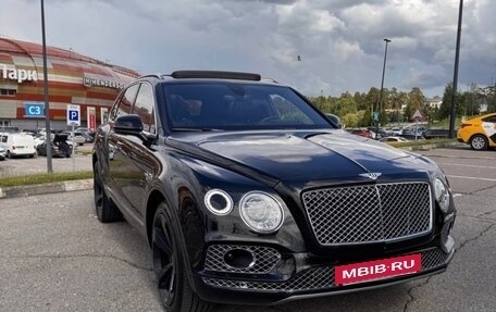 Bentley Bentayga I, 2016 год, 6 990 000 рублей, 3 фотография