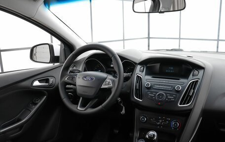 Ford Focus III, 2017 год, 859 000 рублей, 7 фотография