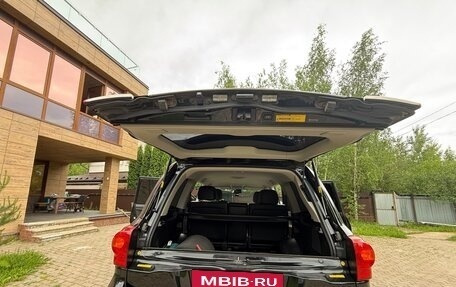 Toyota Land Cruiser 200, 2014 год, 3 900 000 рублей, 8 фотография