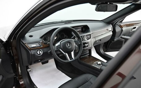 Mercedes-Benz E-Класс, 2012 год, 1 315 000 рублей, 6 фотография