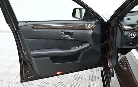 Mercedes-Benz E-Класс, 2012 год, 1 315 000 рублей, 10 фотография