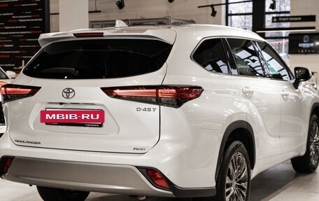 Toyota Highlander, 2026 год, 5 590 000 рублей, 4 фотография