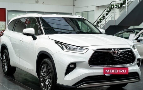 Toyota Highlander, 2026 год, 5 590 000 рублей, 4 фотография