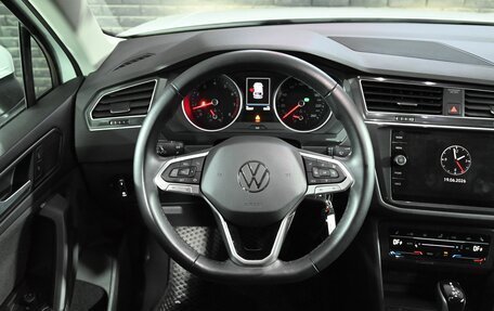 Volkswagen Tiguan II, 2022 год, 2 835 000 рублей, 11 фотография