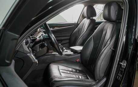 BMW 5 серия, 2019 год, 3 399 000 рублей, 10 фотография