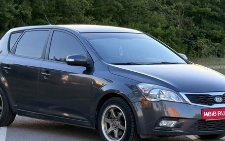 KIA cee'd I рестайлинг, 2010 год, 684 000 рублей, 3 фотография