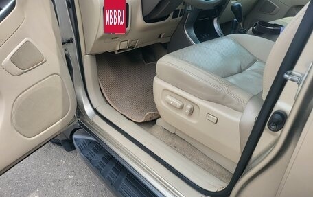 Toyota Land Cruiser Prado 120 рестайлинг, 2005 год, 1 550 000 рублей, 11 фотография