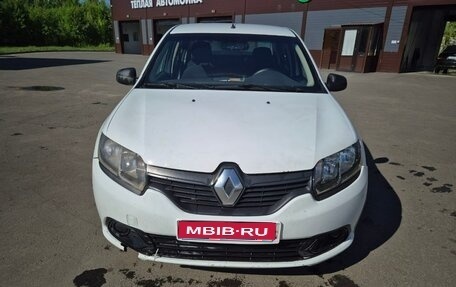 Renault Logan II, 2017 год, 360 000 рублей, 1 фотография