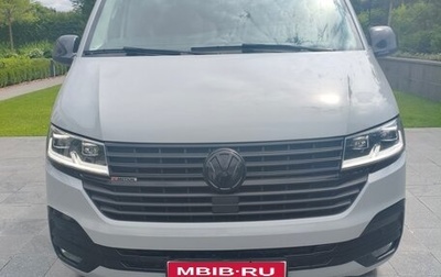 Volkswagen Multivan T6 рестайлинг, 2020 год, 5 000 000 рублей, 1 фотография