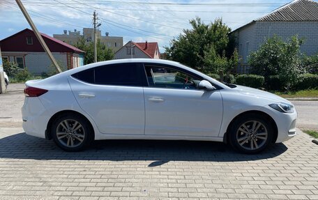 Hyundai Elantra VI рестайлинг, 2016 год, 1 230 000 рублей, 4 фотография
