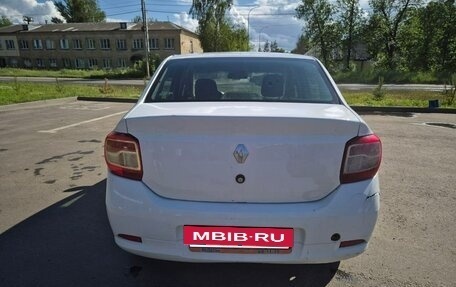 Renault Logan II, 2017 год, 360 000 рублей, 4 фотография
